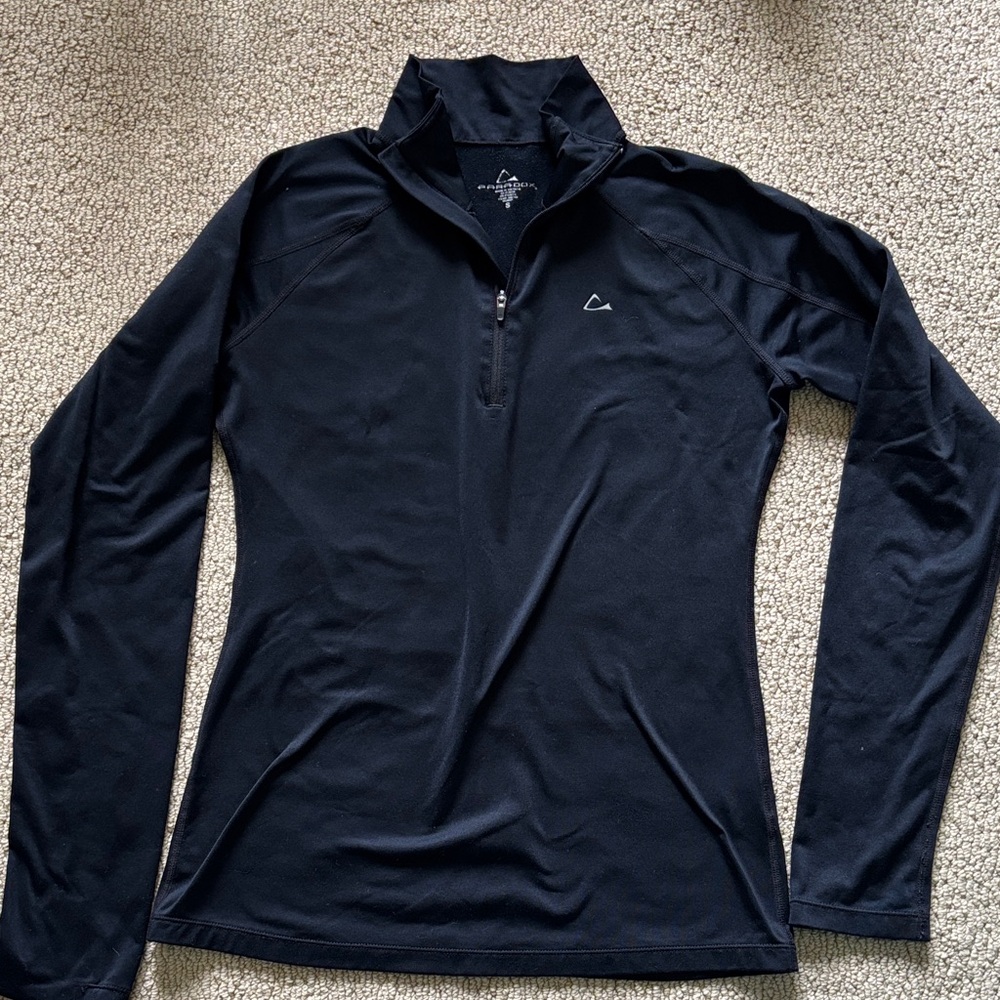 Black Quarter-Zip Performance Pullover size S